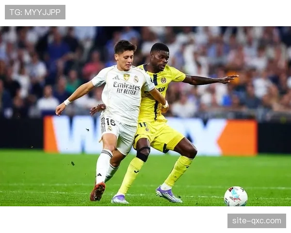 居莱尔精准长传助土耳其晋级 皇马小将的组织视野渐露锋芒